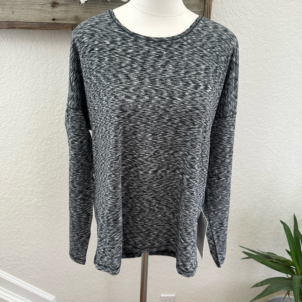 Lululemon‎ Get Set Long Sleeve Black and Gray Shirt Open Back Ladies 10 NWT